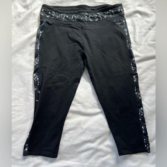 Three Pairs of Size Medium Fabletics Leggings - Picture 7 of 14